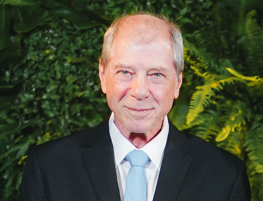 Dr. Celso Fernandes Júnior 